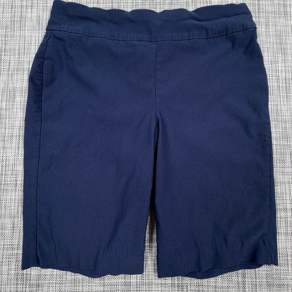 Chico's Women Navy Blue So Slimming Pull-On Bermuda Shorts Rayon Blend Size 0.5S